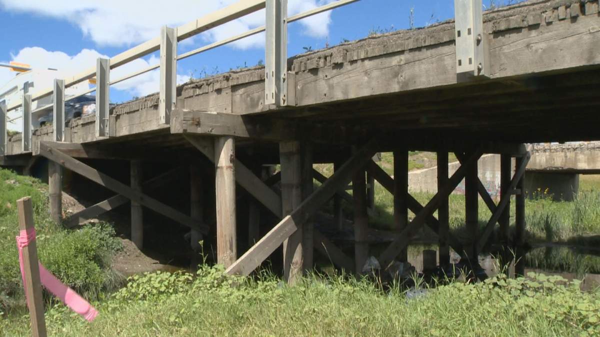 The federal government will fund up to $200 million through the P3 Canada Fund to help Regina create a new bypass in the east end of the city.