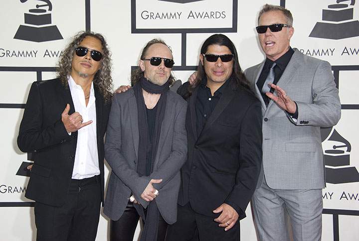 10 celebrity tour bus accidents - image