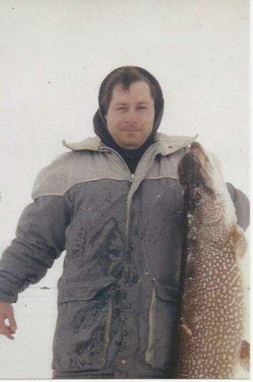 On Saturday, June 7, 2014, family and friends reported 44-year-old Stephen Kenneth Samson missing.