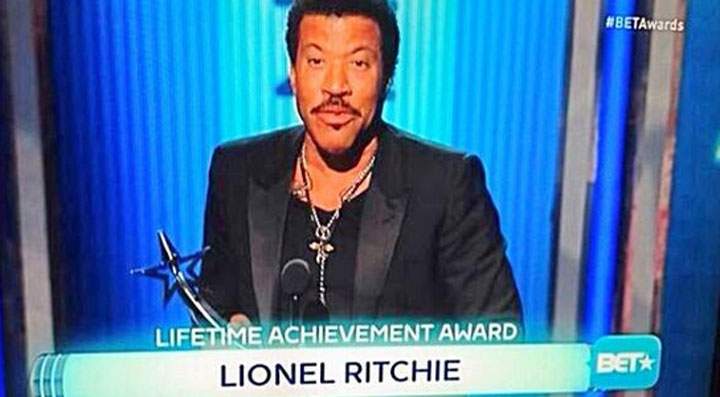 5 memorable moments from BET Awards - image