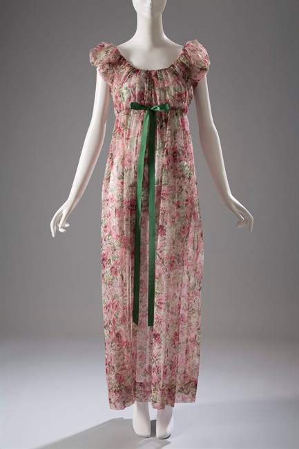 Corsets to Wonderbras museum takes on lingerie