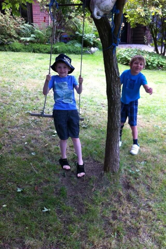 Brayden Grozdanich (right) and Quinn Callander (left).