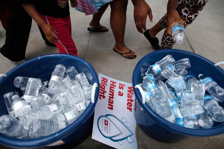 Detroit water protest
