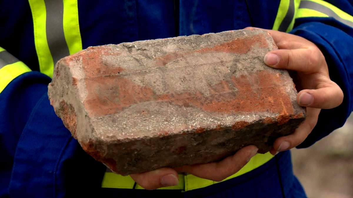 Enmax employees stumble upon artifacts at downtown dig - image