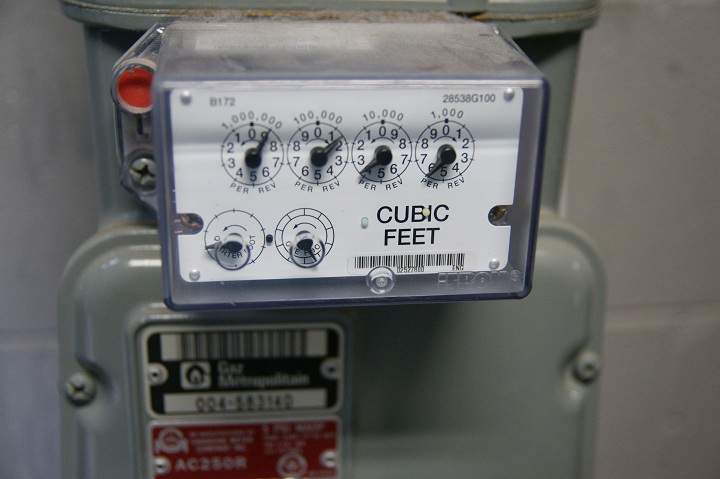 SaskEnergy gas bills are set to fall in November, but the provincial regulator is concerned about the Crown's capital spending.
