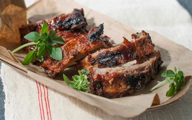 A summer primer to grilling backyard barbecue ribs
