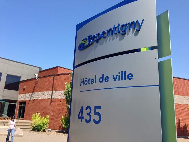 The city hall in Repentigny, Que.