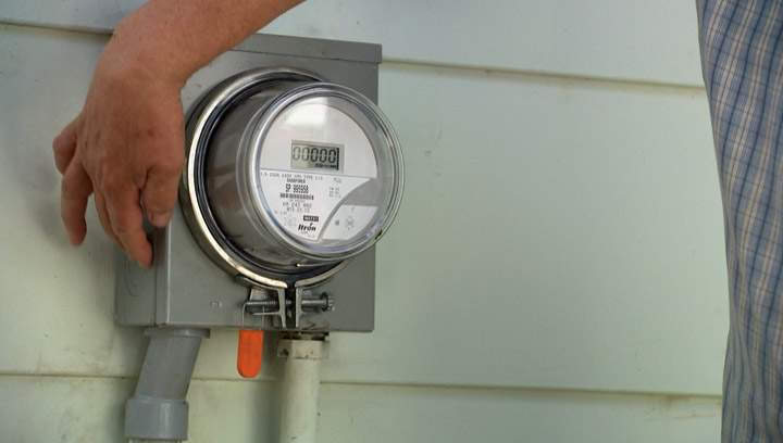 A smart meter failure in Saskatoon's College Park neighbourhood is the eighth in Saskatchewan, placing SaskPower in the cross-hairs.