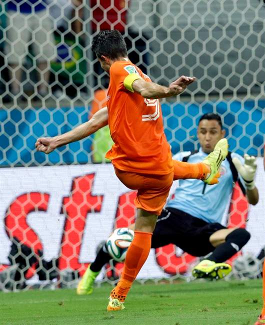Costa Rica's goalkeeper Keylor Navas (1) stops a shot by Netherlands' Robin van Persie (9) during the World Cup quarterfinal soccer match between the Netherlands and Costa Rica at the Arena Fonte Nova in Salvador, Brazil, Saturday, July 5, 2014.