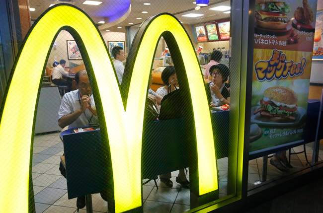 McDonald’s tests Chicken McNuggets without artificial additives - image