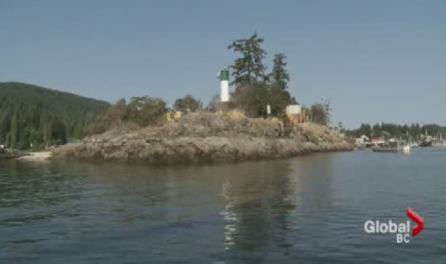 Grace Islet is less than a hectare in size.