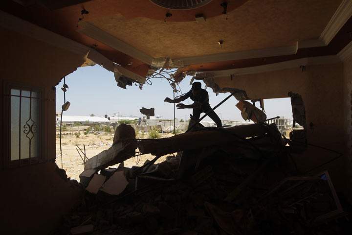 Rafah damaged homes in Gaza