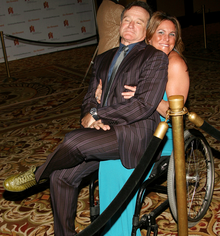 Actor Robin Williams (L) and Carlana Stone attend the Third Annual Los Angeles Gala for the Christopher and Dana Reeve Foundation at the Century Plaza Hotel on June 6, 2007 in Los Angeles, California.