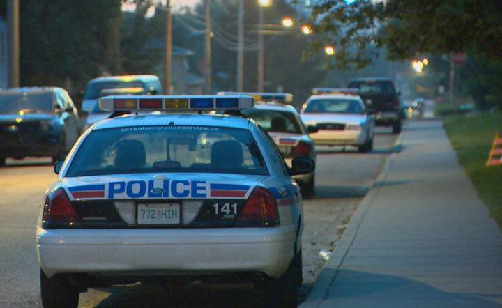 Saskatoon police dealing with a standoff in the 100-block of Avenue O South on Tuesday Aug. 12, 2014.