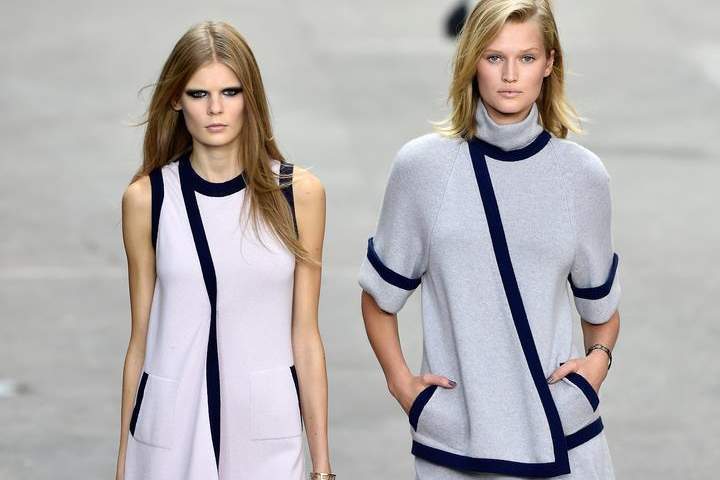 Chanel : Runway - Paris Fashion Week Womenswear Spring/Summer 2015