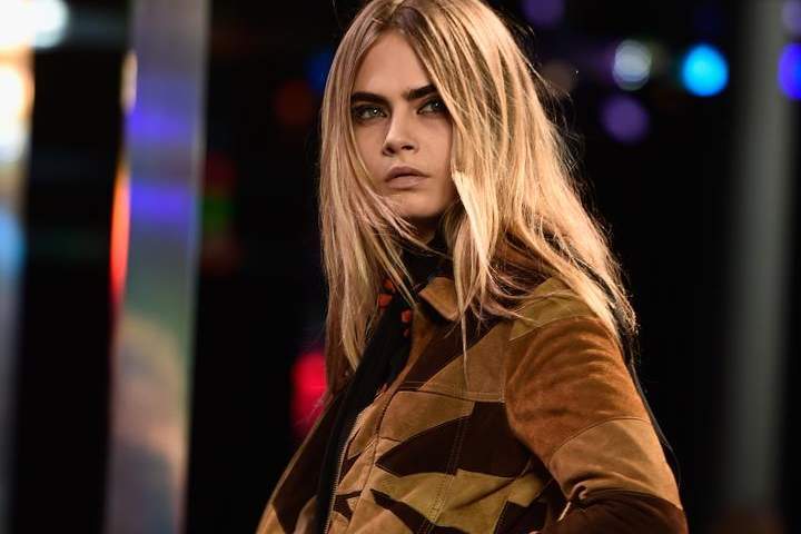 Saint Laurent : Runway - Paris Fashion Week Womenswear Spring/Summer 2015