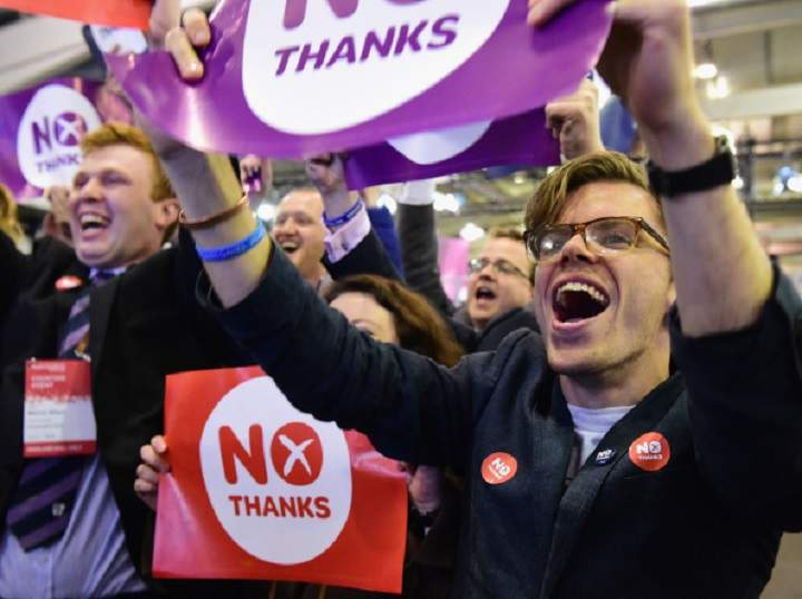 ‘Better Together’ supporters celebrate the result of the Scottish referendum on independence at the count centre for the Scottish referendum at Ingleston Hall on September 19, 2014 in Edinburgh, Scotland.  (Photo by Jeff J Mitchell/Getty Images)