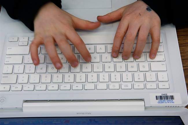 Children learning online has benefits, drawbacks during pandemic, says epidemiologist.