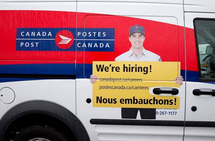 Canada Post on track to record profit in 2014