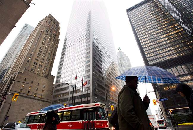3 alleged ‘rooftoppers’ arrested taking photos downtown Toronto