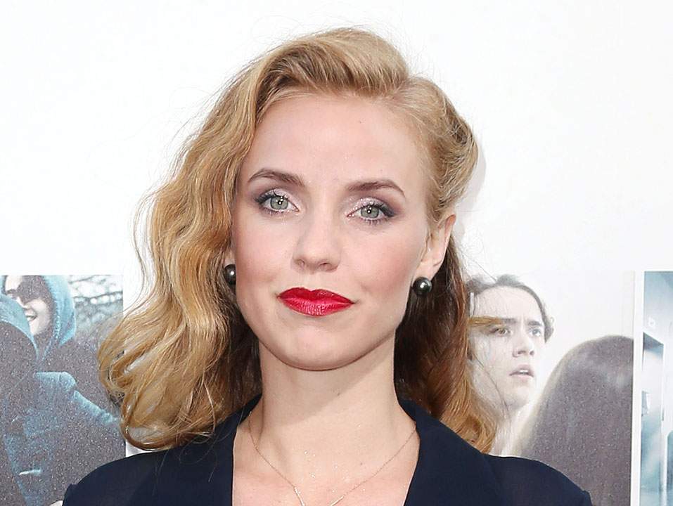 Kelli Garner