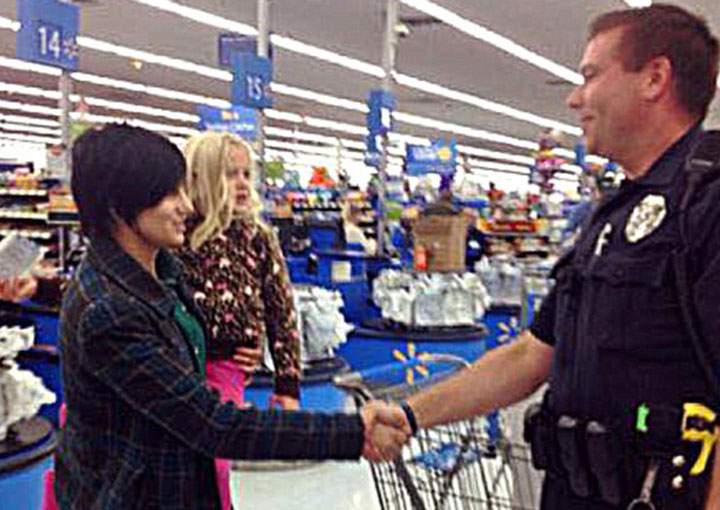  Michigan officer who pulled over a vehicle because a 5-year-old girl wasn't secured in a booster seat decided a ticket wouldn't cut it.