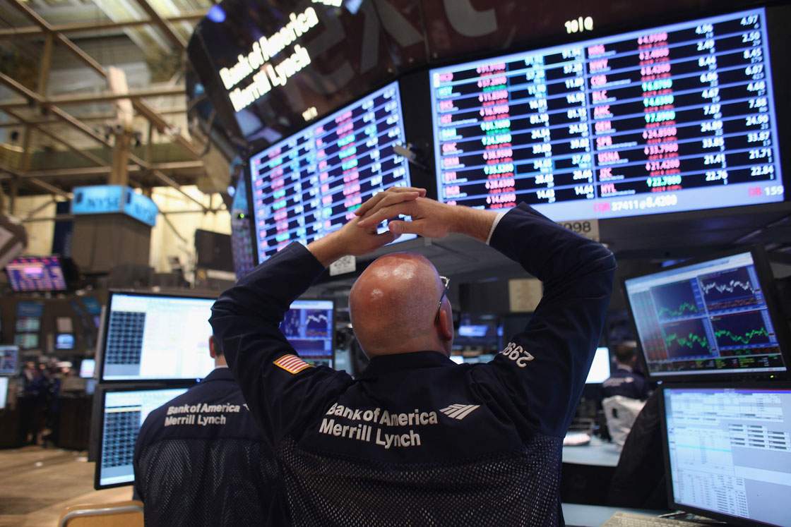 stock market decline, TSX, Canadian share prices decline 10 per cent. Correction territory. Oil prices have also fallen sharply.