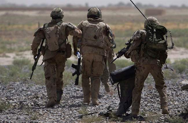 The Harper government's plan to give veterans preferred status for federal jobs has hit a snag.