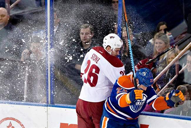 Dubnyk solid in goal as Coyotes edge Oilers 2-1 - image