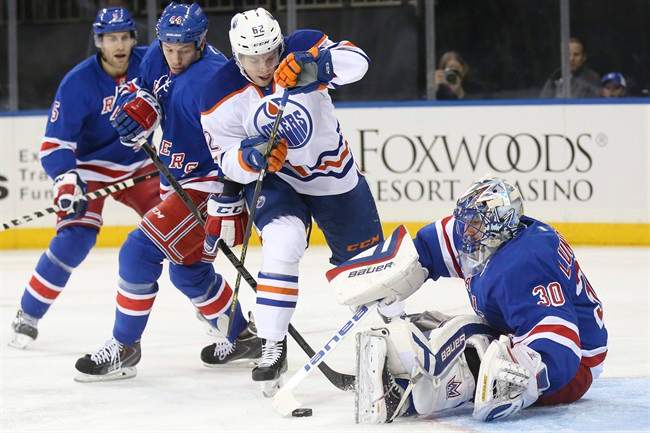Edmonton Oilers re-sign winger Iiro Pakarinen - image