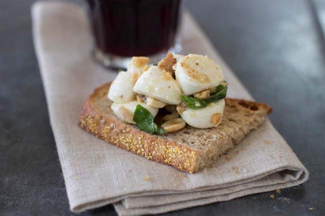 10 ideas for easy holiday party snacks