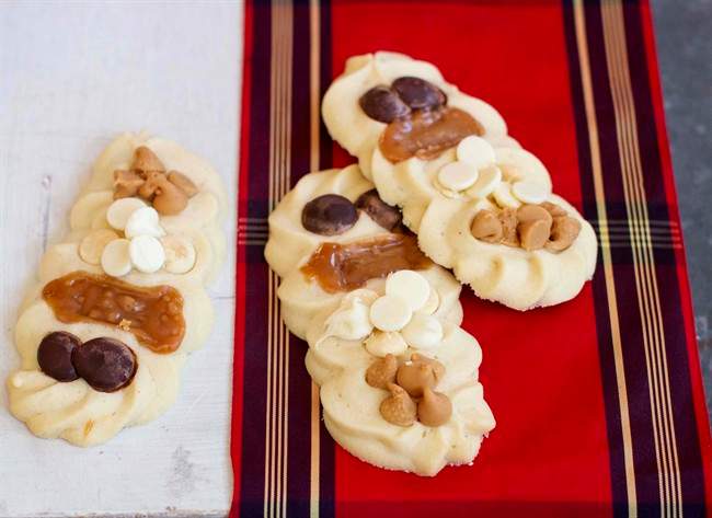 Holiday cookie inspired by Sky Bar candy bars