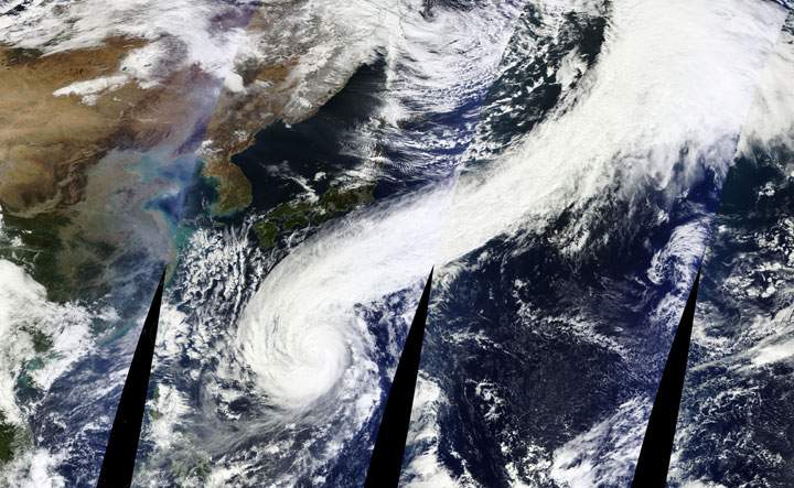 Typhoon Nuri as it moves northeast past Japan