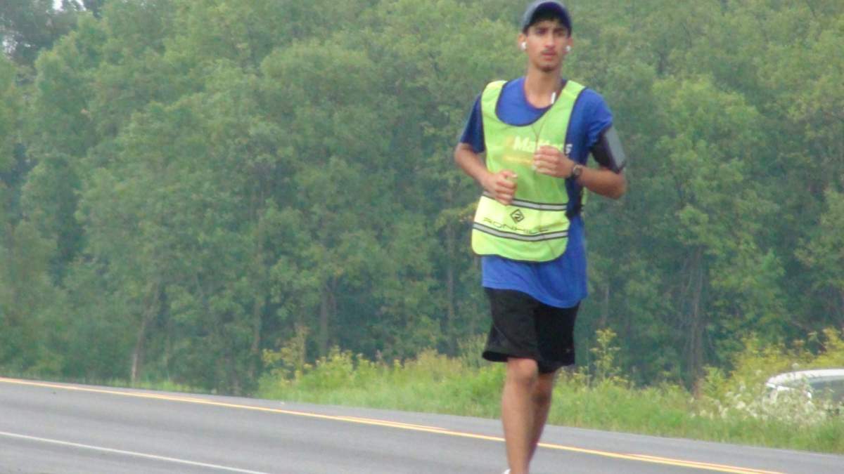 Pierrefonds resident Akshay Grover ran from Montreal to Toronto to raise money for Cancer.
