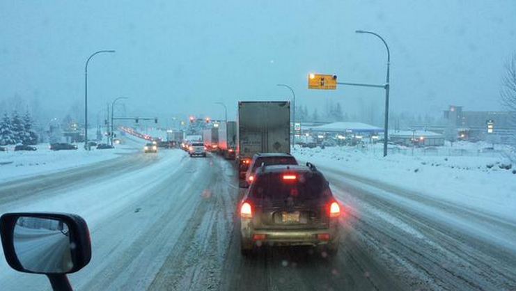 "Revelstoke is gridlock. Lots of holiday traffic, nowhere to go with the highway shutdown," tweeted Roger Mansfield on December 27, 2014. 