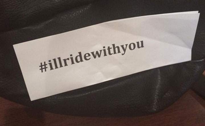 In a show of solidarity, many Australians took to Twitter to share messages of support to members of the Muslim community who may fear backlash from the developing hostage situation at a Sydney cafe.
