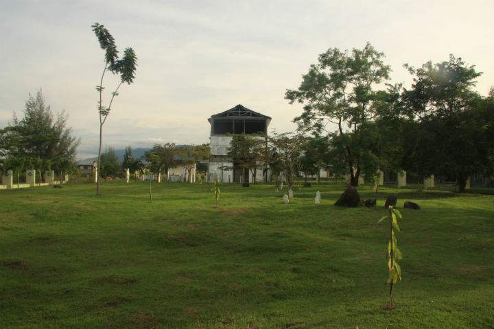More than 14,000 people were interred at a mass grave site in the village of Ulee Lheue. The village was the worst-hit area of Banda Aceh when the tsunami waves struck on Dec. 26, 2004. (File photo, 2013)