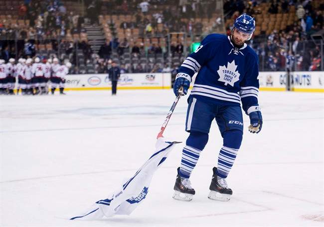 – B.C. Premier Christy Clark has taken to Twitter to joke about Leafs fans who threw their jerseys on the ice at the Air Canada Centre Monday night.