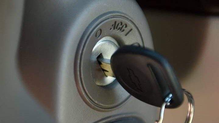 ignition key 2005 Chevrolet Cobalt