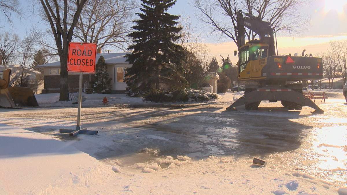 Crews work to repair Regina's only active water main break on Latta Street in Hillsdale.
