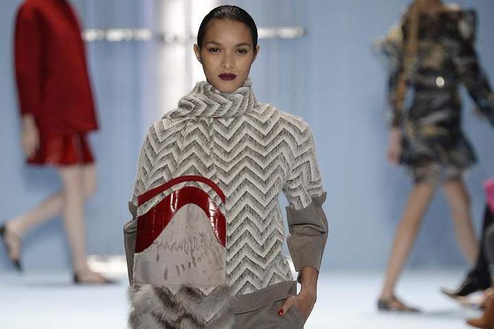 Carolina Herrera - Runway RTW - Fall 2015 - New York Fashion Week