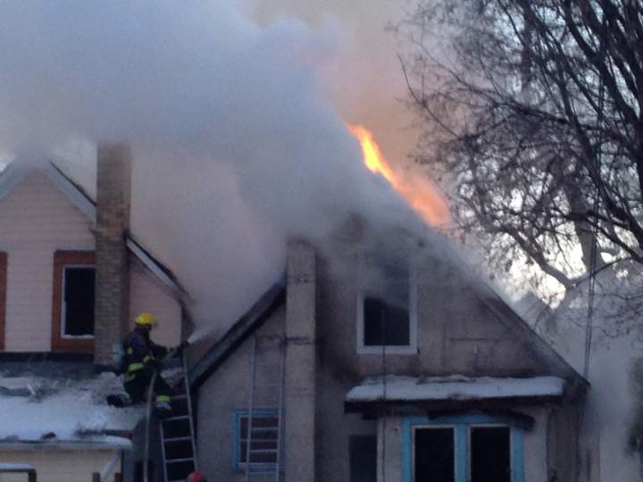 Fire Elgin Avenue Winnipeg