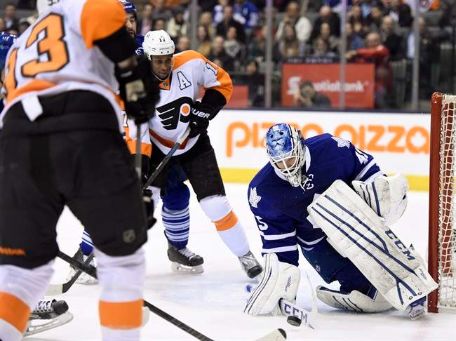 Maple Leafs defeat Flyers 3-2 after trading away David Clarkson - image