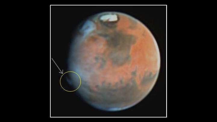 Mars plume baffles scientists