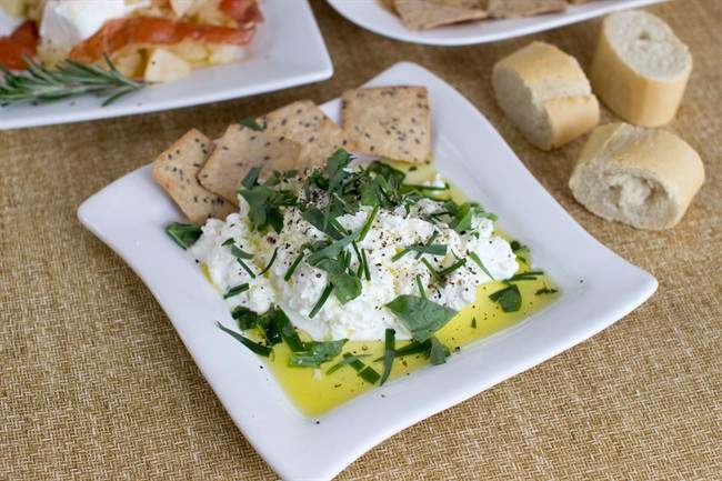 10 easy ways to jazz up Oscar party offerings