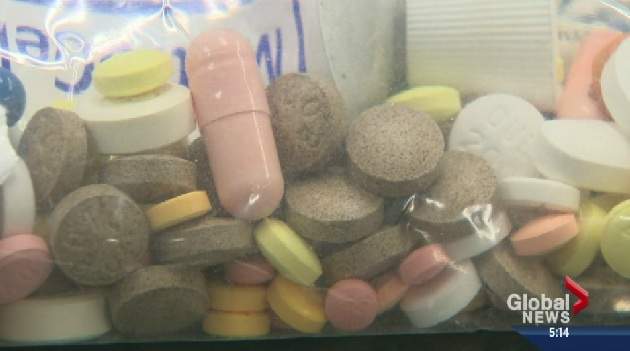 The U.S. death rate for middle-aged white people started to increase in the late 1990s and probably is related to the increased availability around that time of certain prescription painkillers, a study published in October, 2015 claims.
