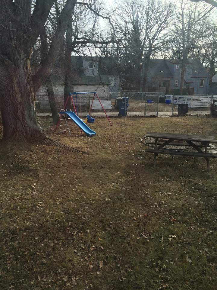 Angela Hanson no snow 2015