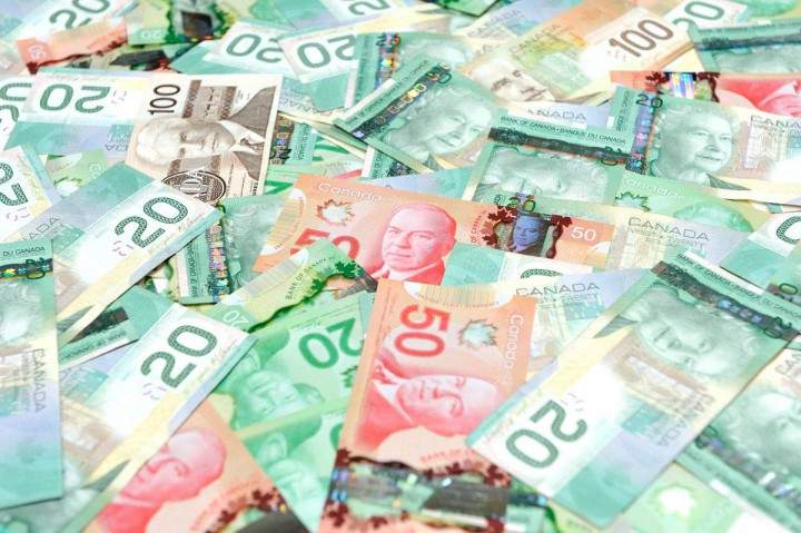 Expecting to get a tax refund this year? While that beach vacation may be tempting, experts offer wiser choices for what to do with the cash.