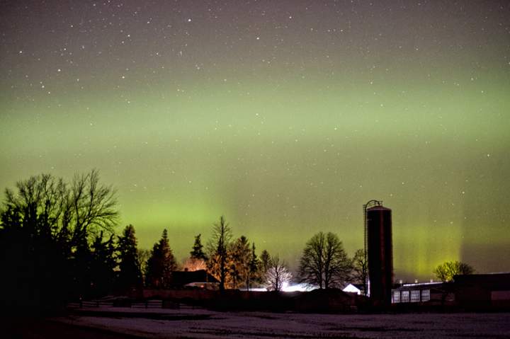 The northern lights as seen north of London, Ontario.