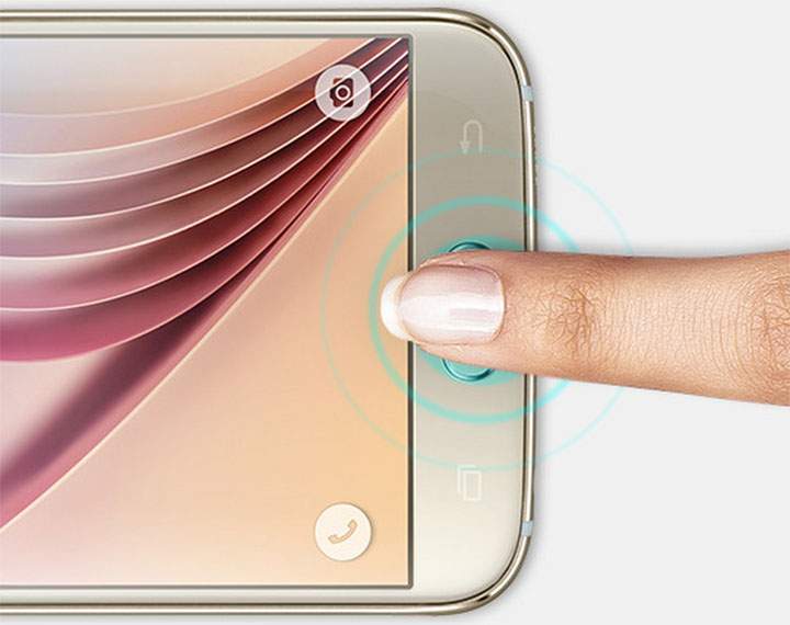 Samsung impresses while Motorola competes with low priced phones at MWC in Barcelona - image